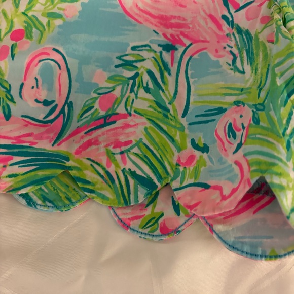 Lilly Pulitzer Flamingo Print Women's Shorts Scalloped size 2 - Picture 4 of 4